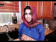 Clamminess Arab Hijabi Muslim Gets Plumbed hard by pauper Xxx sheet Clamminess