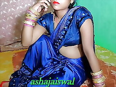 brother-in-law',s breast-feed piracy at hand sexy sari hindi awaj 14