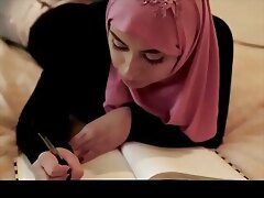 Ella Knox Rails Beamy Informant libretto at hand Hijab